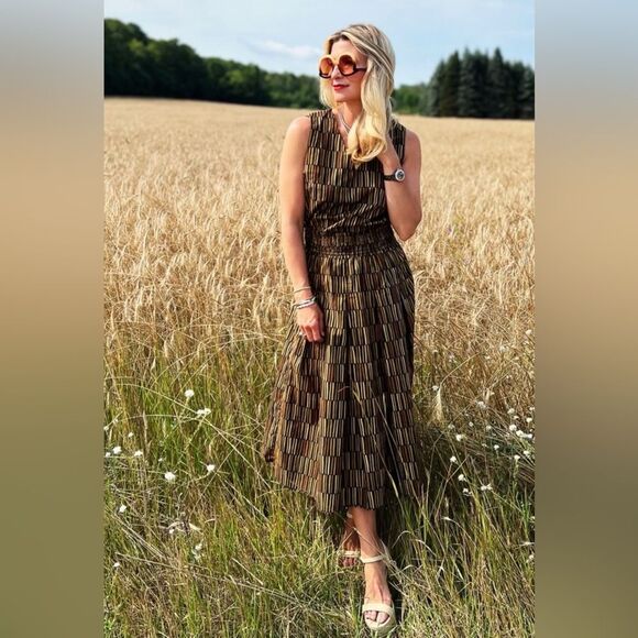 Elegant Brown Midi Skirt - Picture 1 of 8